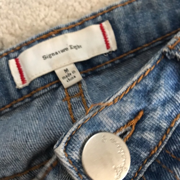 Cute cut off jean shorts / button ups - Picture 3 of 3